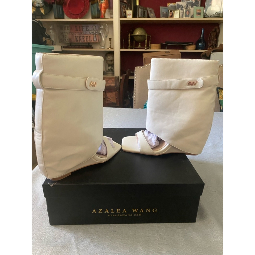 Women's Azalea Wang Dana-Bone wedge booties White, Size 7.5 - Picture 8 of 10